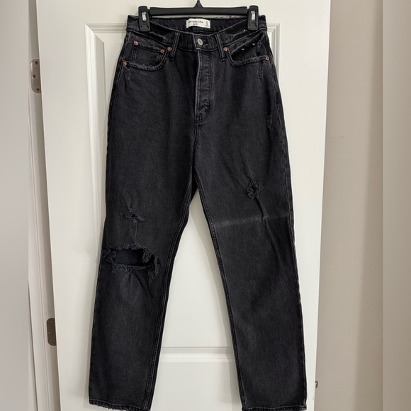 Abercrombie & Fitch Women's Black Relaxed Jeans - Picture 1 of 6